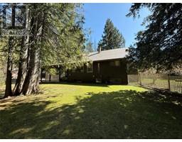 5640 Rays Road, winlaw, British Columbia
