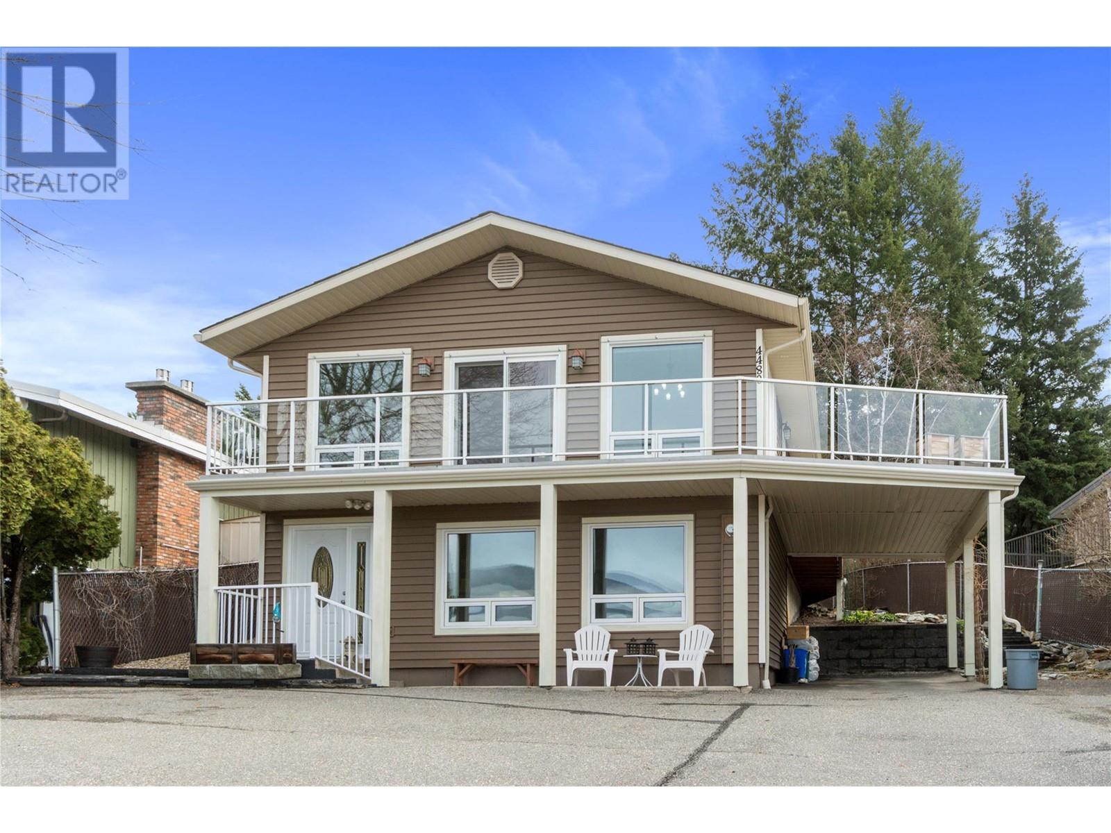 4480 Lakeshore Road NE, salmon arm, British Columbia