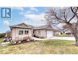 2551 Saddleridge Drive, west kelowna, British Columbia