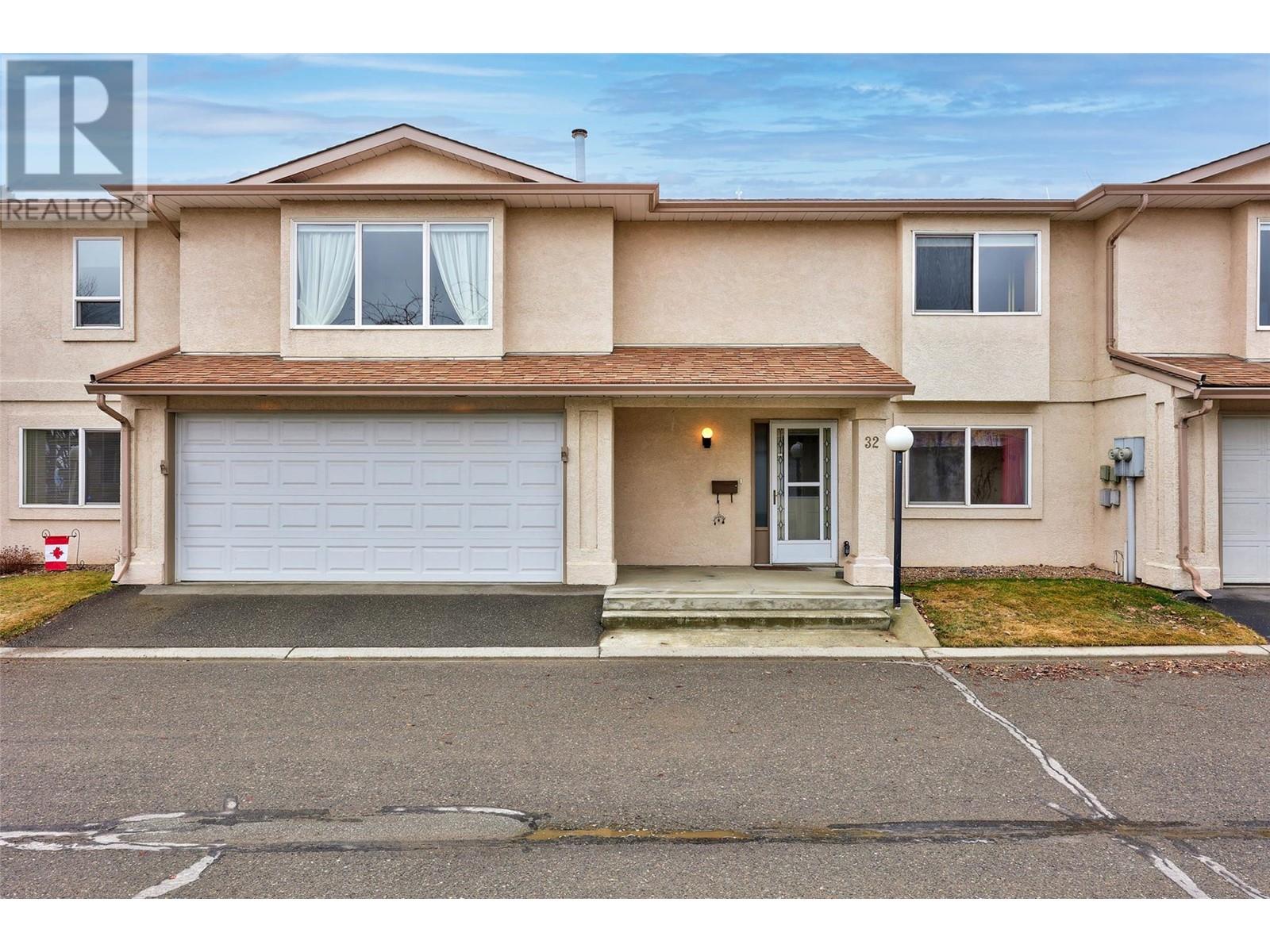 1950 BRAEVIEW Place Unit# 32, kamloops, British Columbia