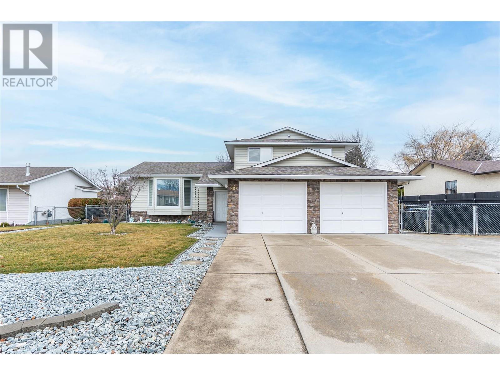 210 Felix Road, kelowna, British Columbia