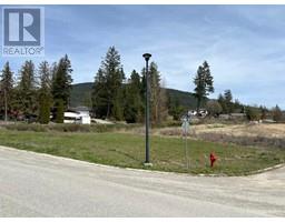 1014 HAWKVIEW Drive, creston, British Columbia