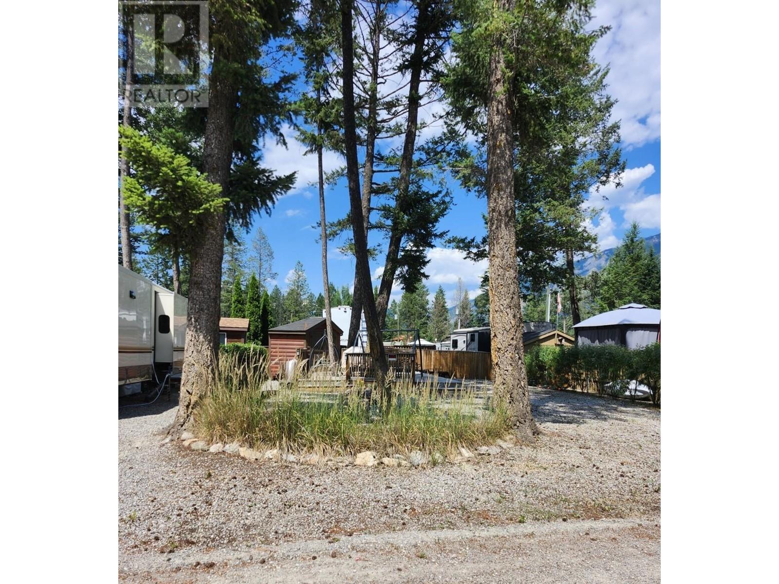 4868 RIVERVIEW Drive Unit# 138, edgewater, British Columbia