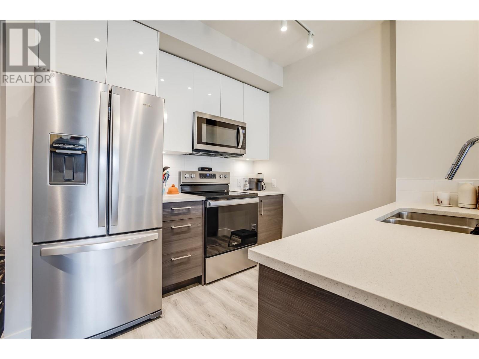 191 Hollywood Road Unit# 403, kelowna, British Columbia