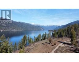 Lot B MCRAE Road, christina lake, British Columbia