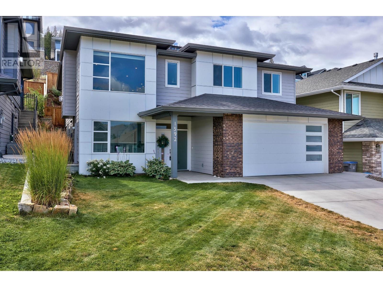1592 EMERALD Drive, kamloops, British Columbia