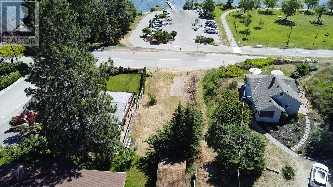 15204 LAKESHORE Drive, summerland, British Columbia