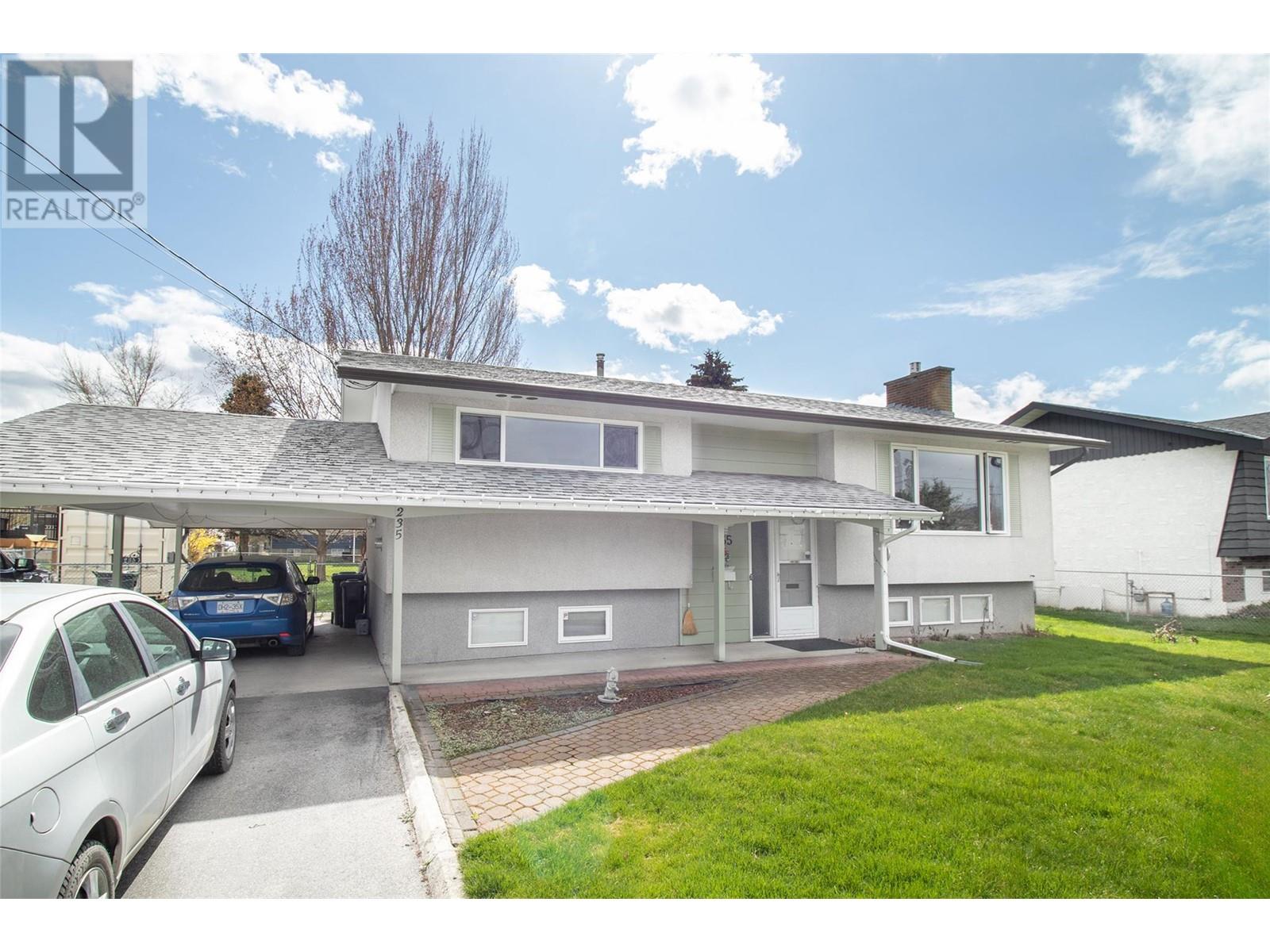 235 Pearson Road, kelowna, British Columbia
