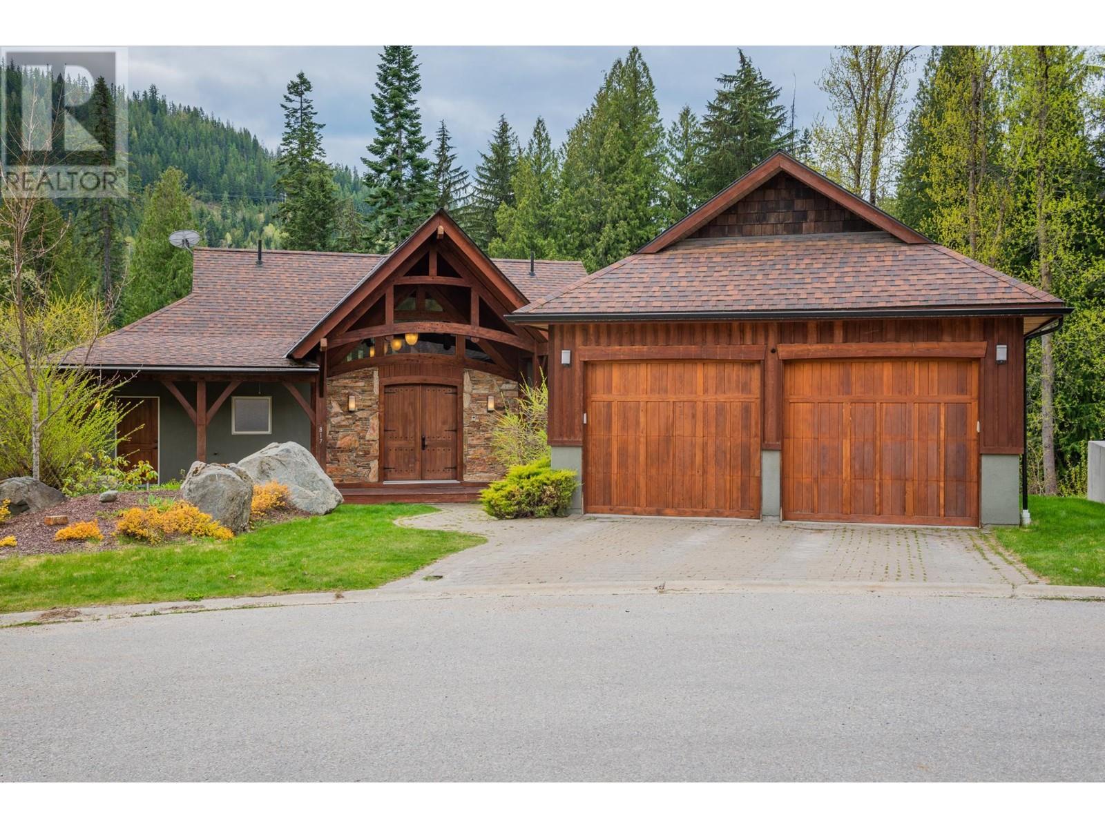817 WHITE TAIL Drive, rossland, British Columbia