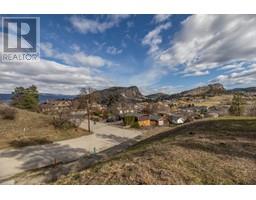 12402 BLAGBORNE Avenue, summerland, British Columbia