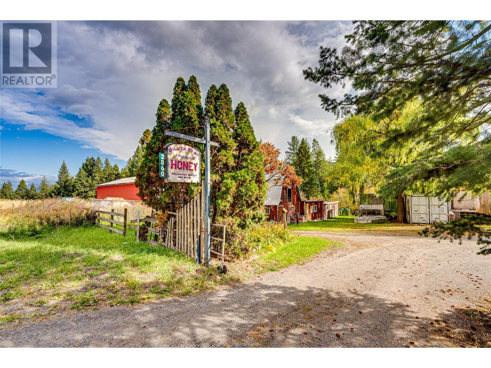 2860 Highway 97 North, falkland, British Columbia