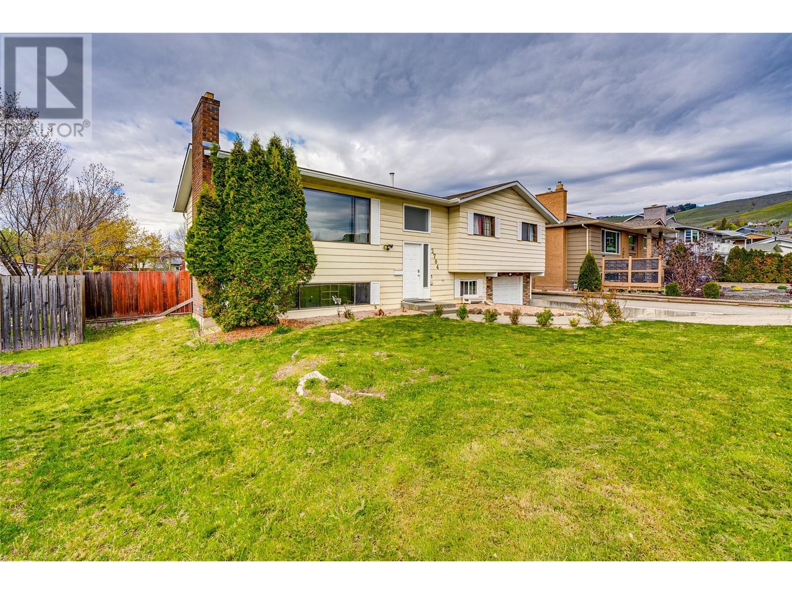 2704 Alvaston Place, vernon, British Columbia