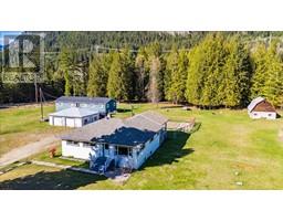 3006 Highway 6 Highway, slocan park, British Columbia