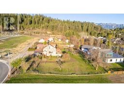 1843 McLaren Street, creston, British Columbia