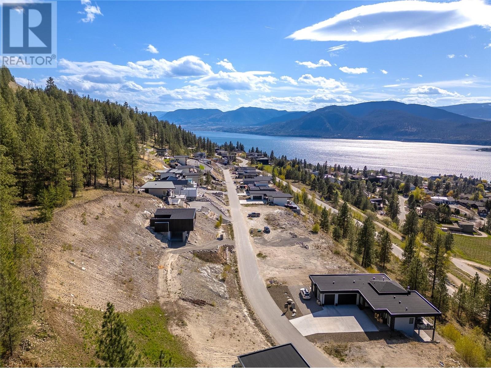 2960 OUTLOOK Way, naramata, British Columbia