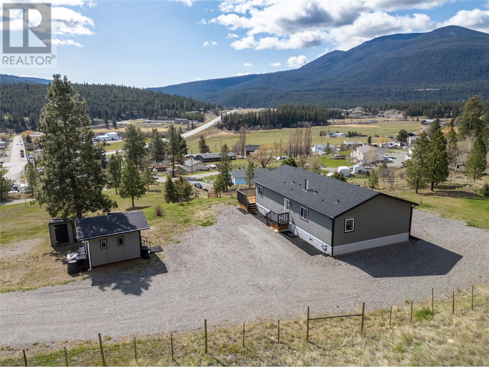 1206 Cariboo Crescent, clinton, British Columbia