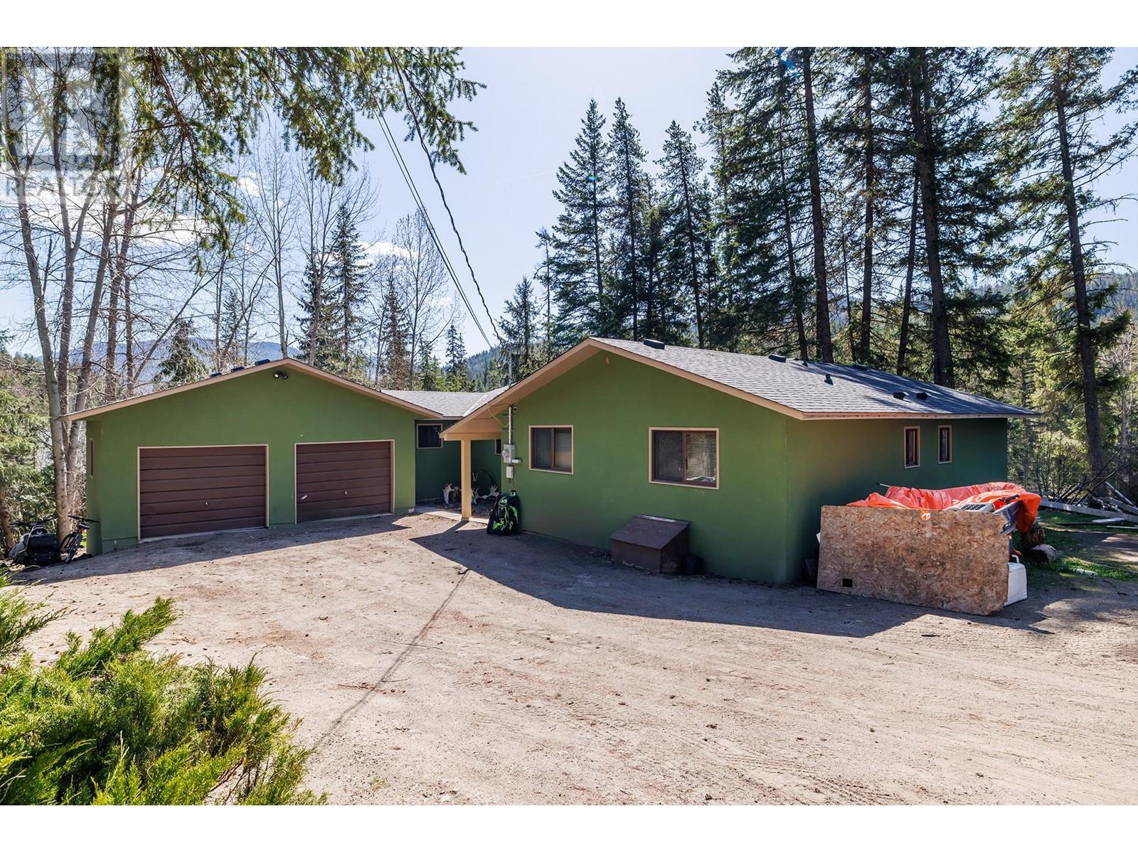 10623 Hwy 33 Highway E, kelowna, British Columbia