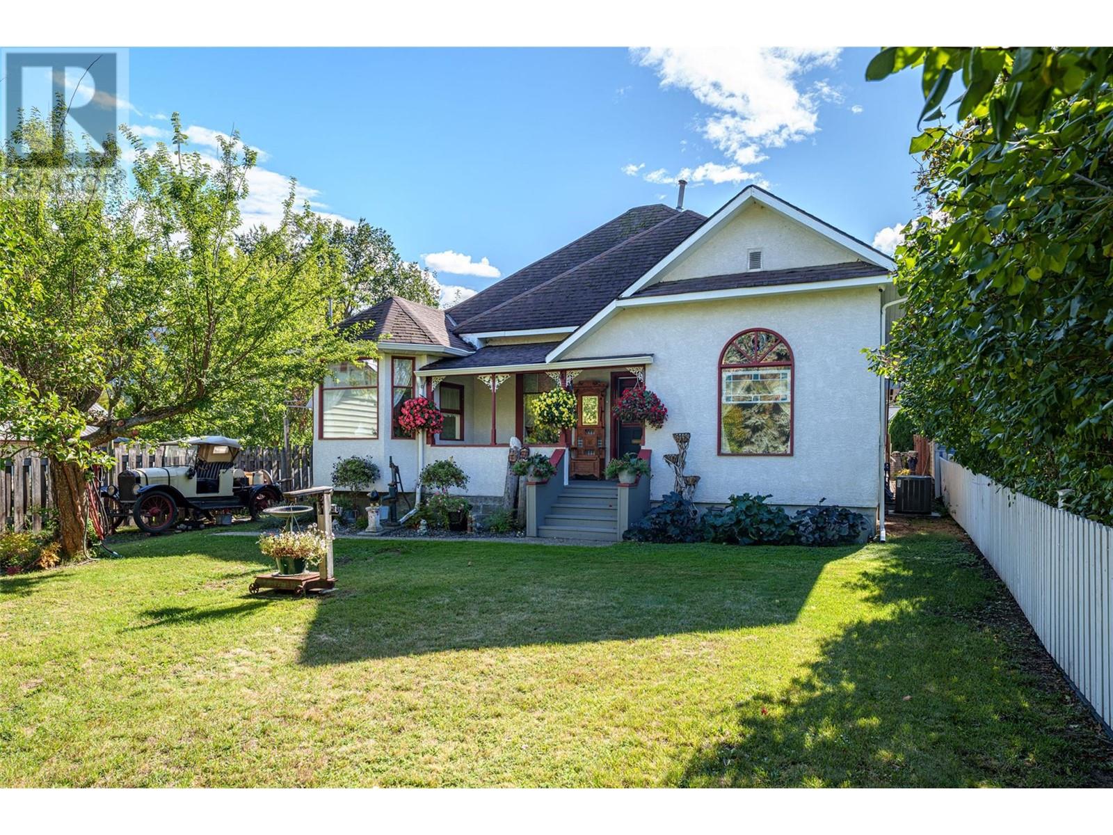 2905 Rosedale Avenue, armstrong, British Columbia