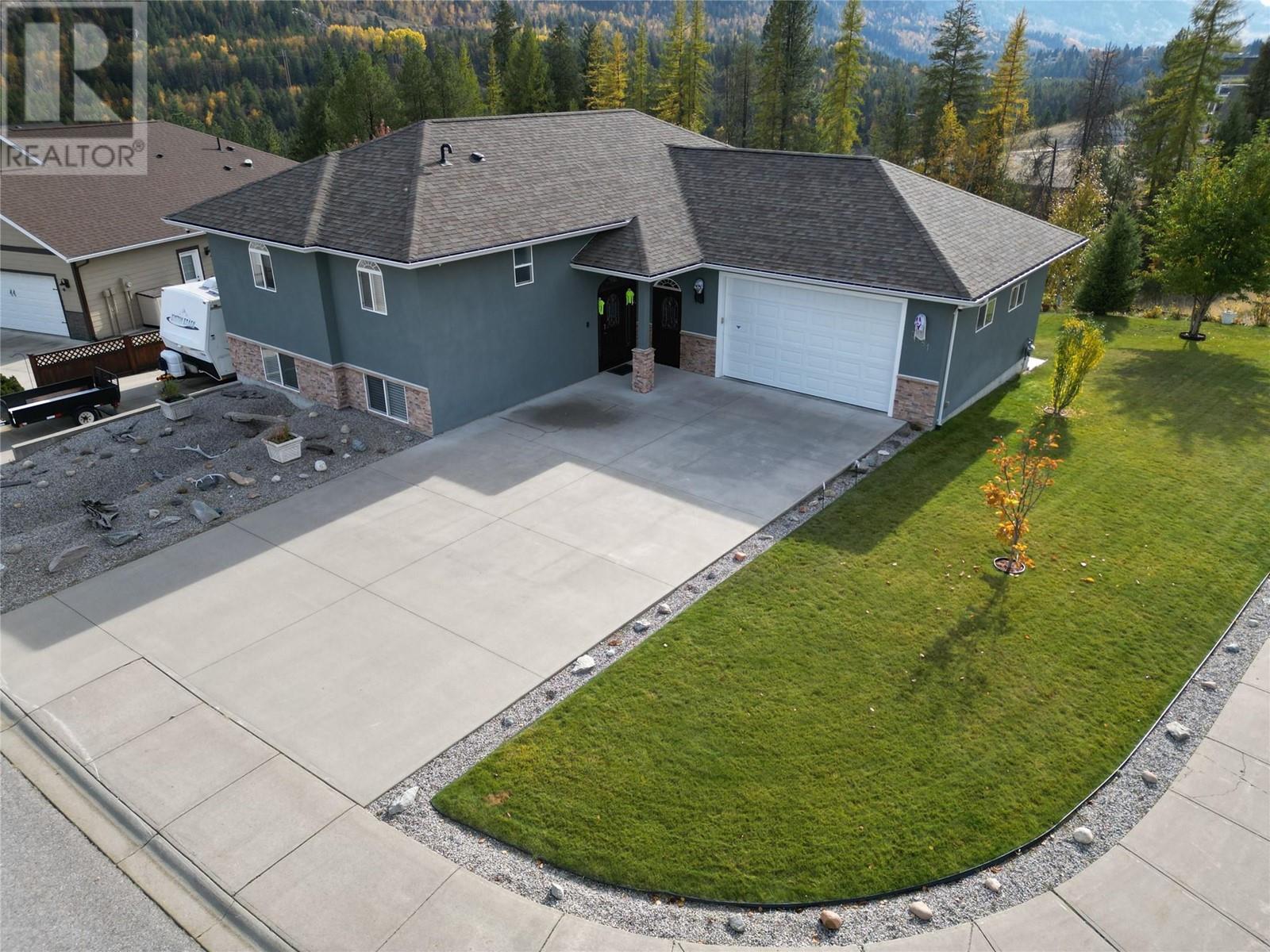 3781 Williston Road, castlegar, British Columbia