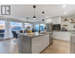 6178 Lipsett Avenue, peachland, British Columbia