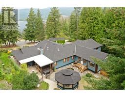 3045 Lindberg Road, sorrento, British Columbia