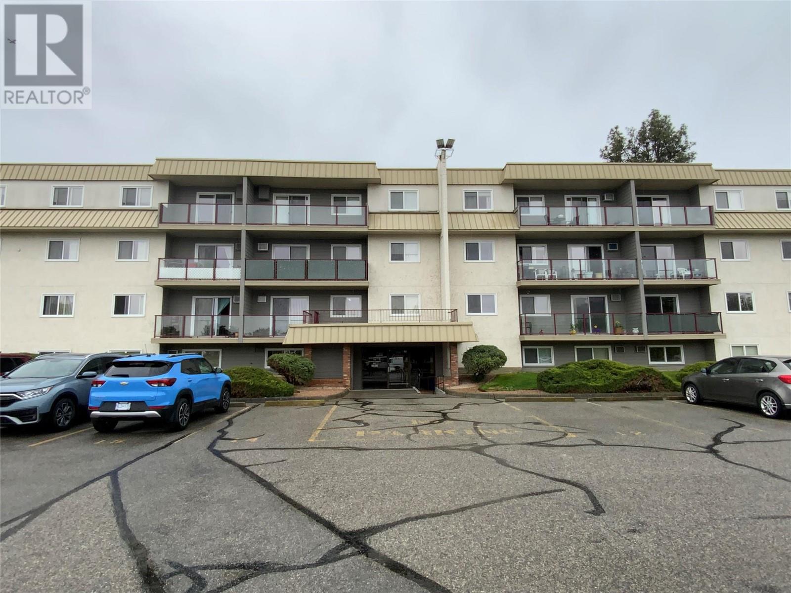 110 Skaha Place Unit# 401, penticton, British Columbia