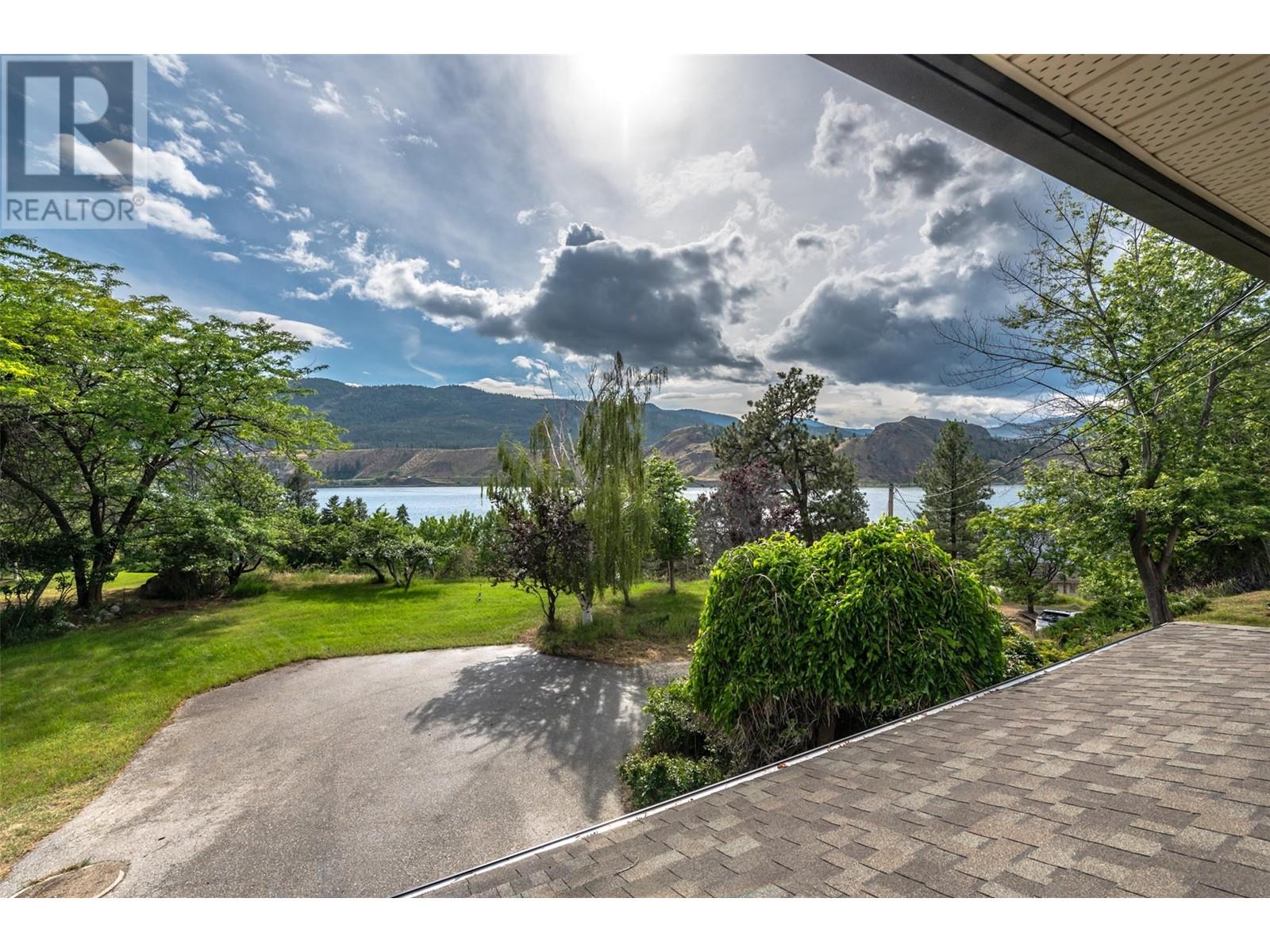 331 EASTSIDE Road, okanagan falls, British Columbia