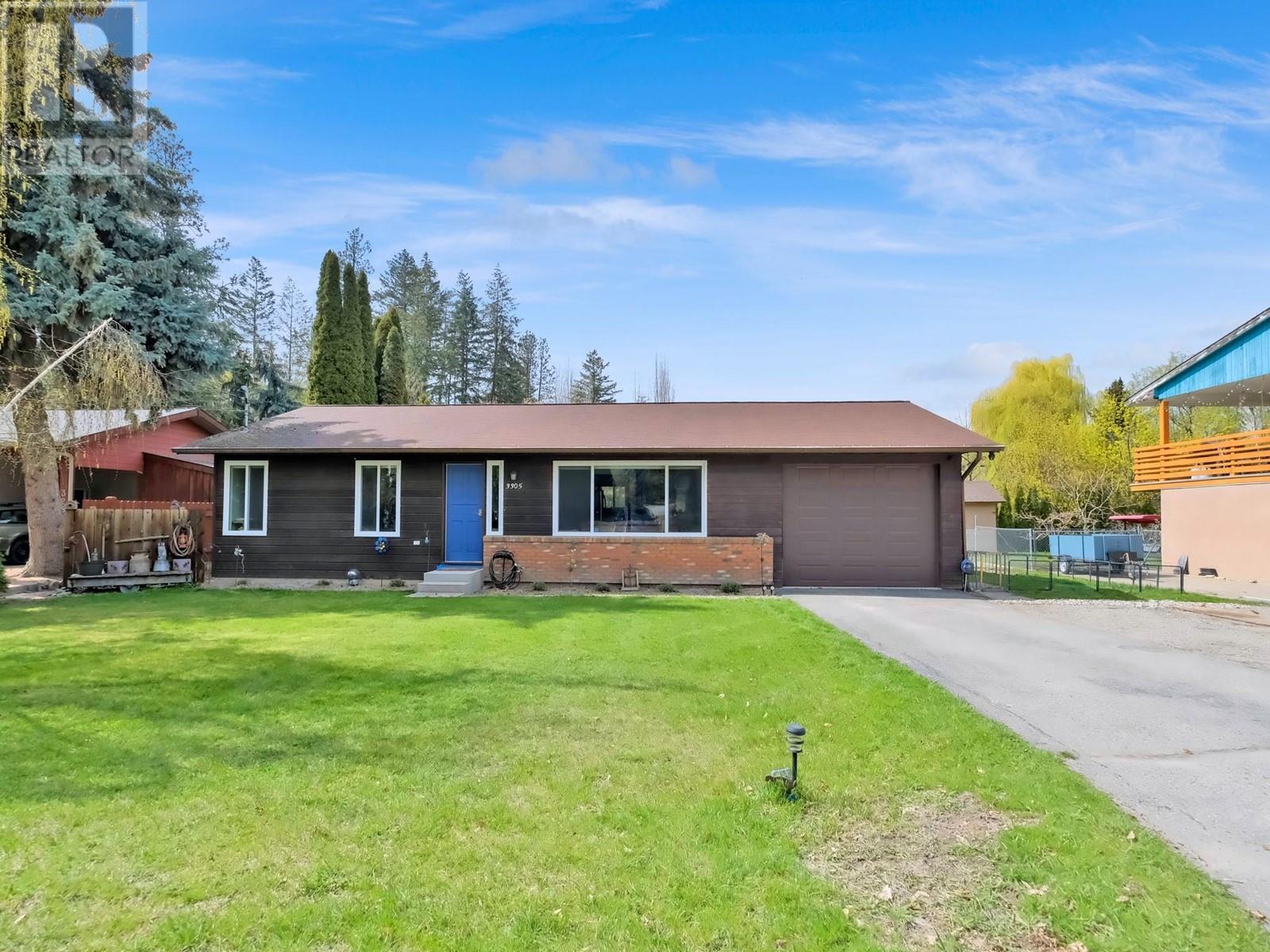 3305 8th Street, naramata, British Columbia