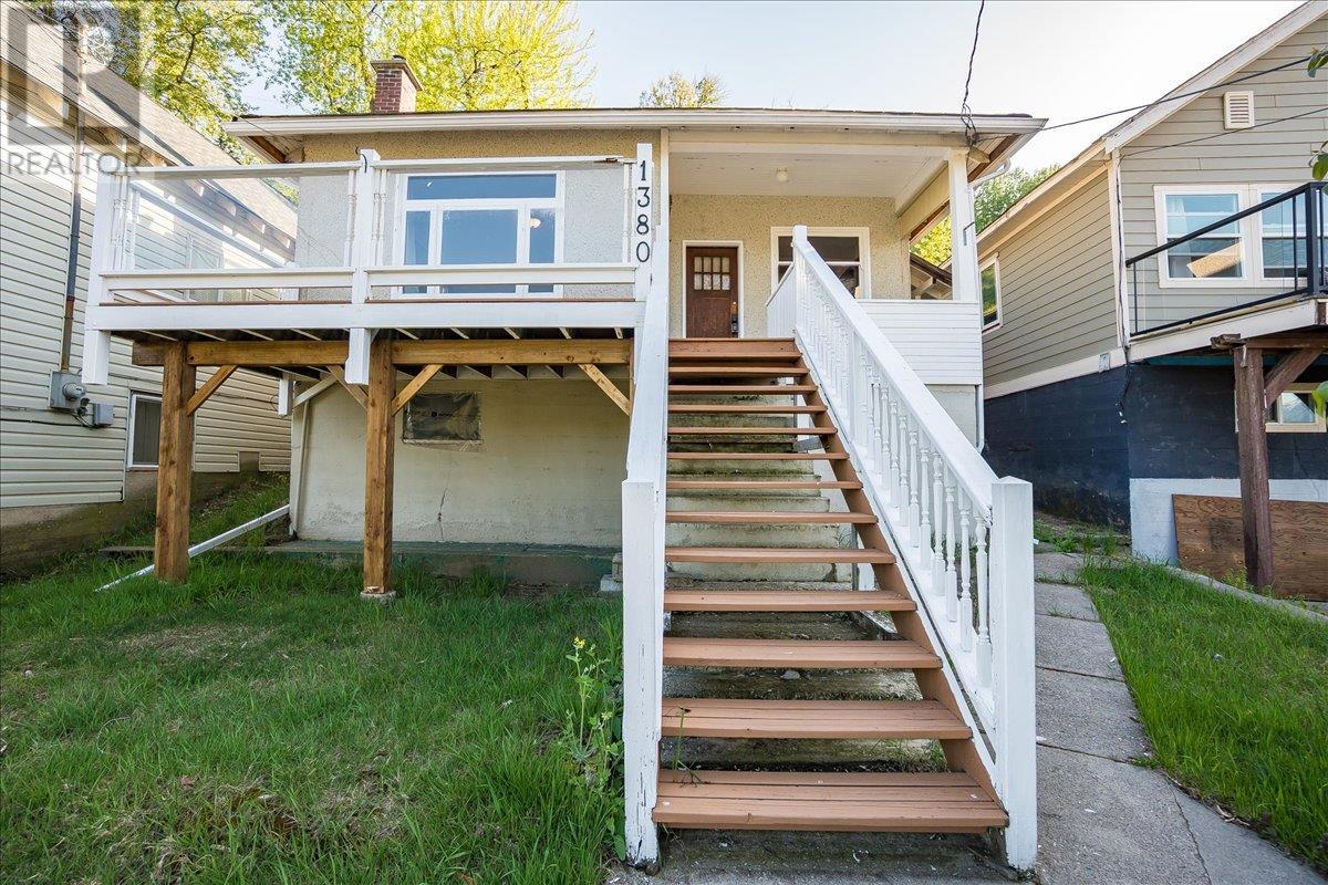 1380 Lookout Street, trail, British Columbia