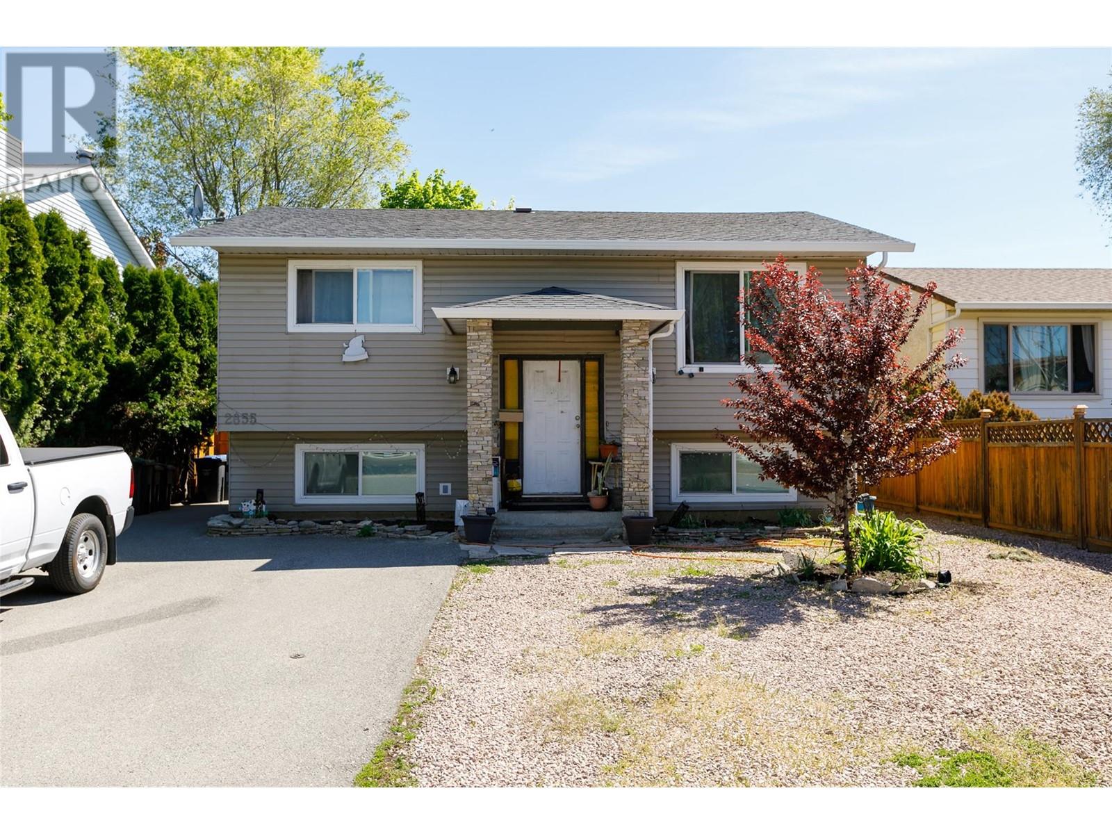 2855 Bouvette Street, kelowna, British Columbia