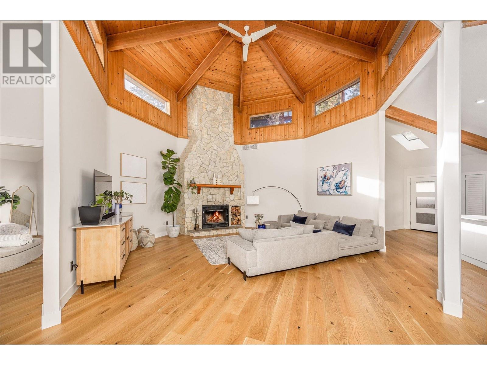 1446 Scott Crescent, west kelowna, British Columbia