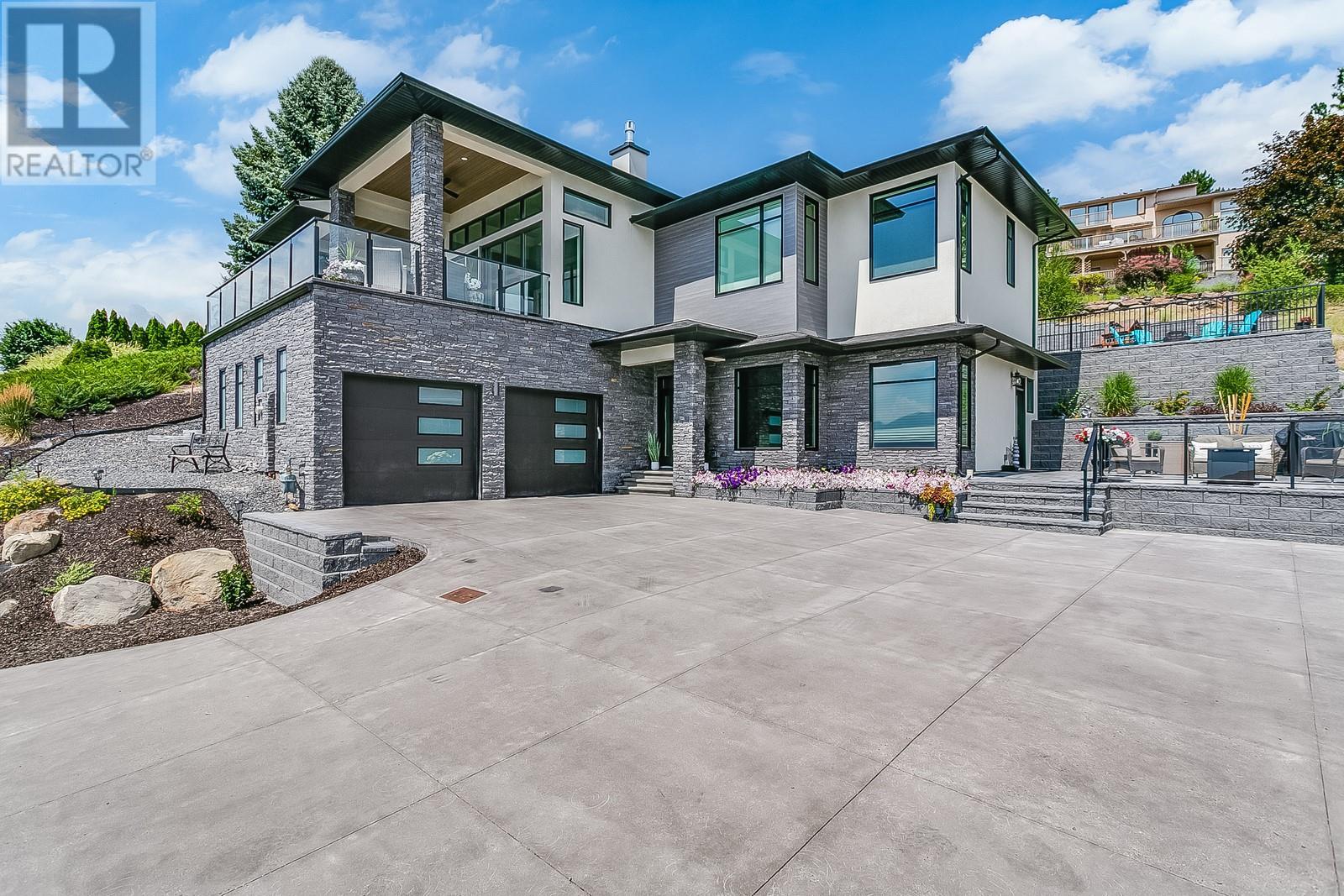1296 Menu Road, west kelowna, British Columbia
