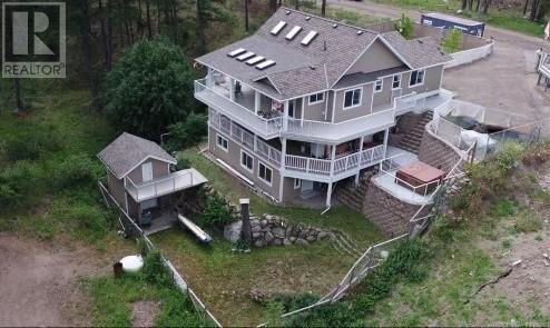 674 Muir Road, kelowna, British Columbia