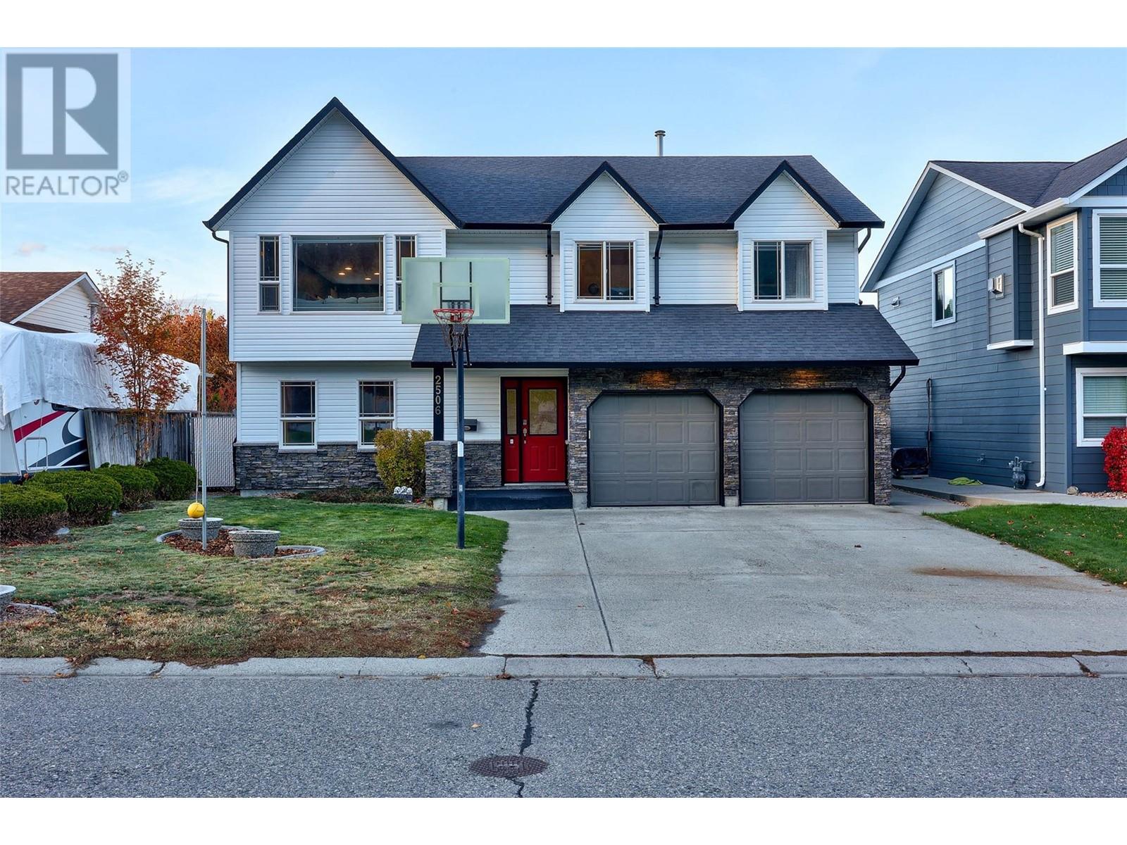 2506 Nechako Drive, kamloops, British Columbia
