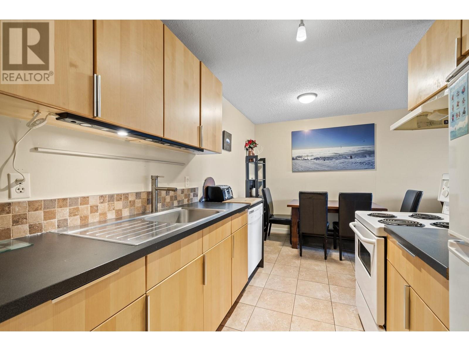 6430 Whiskey Jack Road Unit# 303, big white, British Columbia