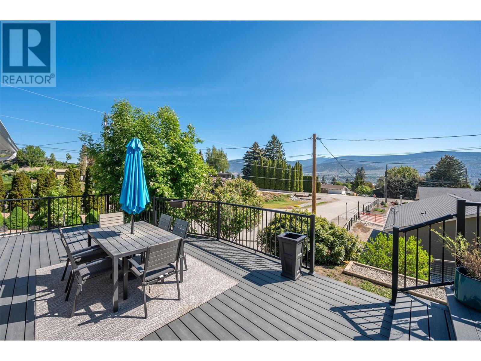 1107 Park Place, penticton, British Columbia