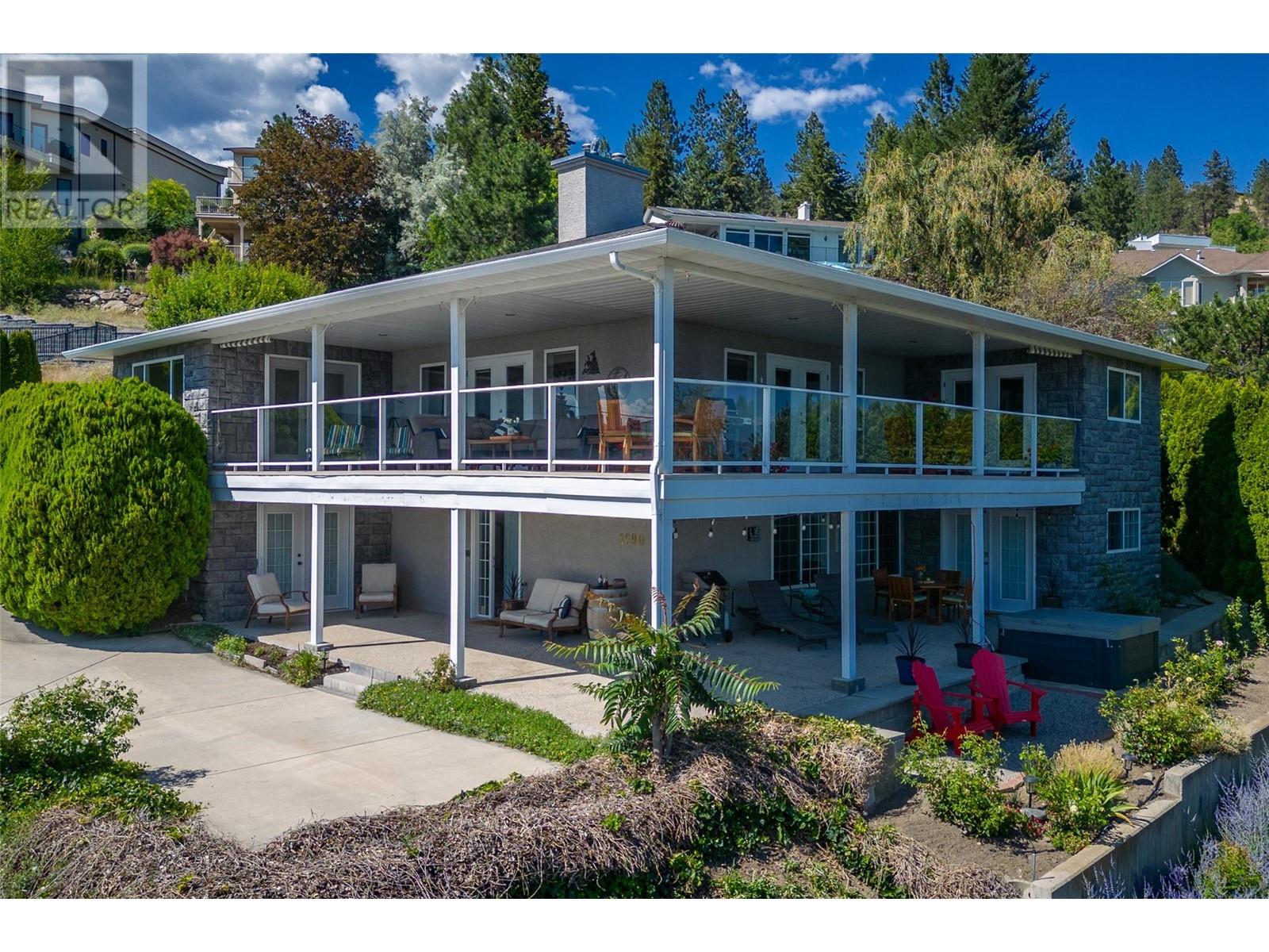 1290 Menu Road, west kelowna, British Columbia