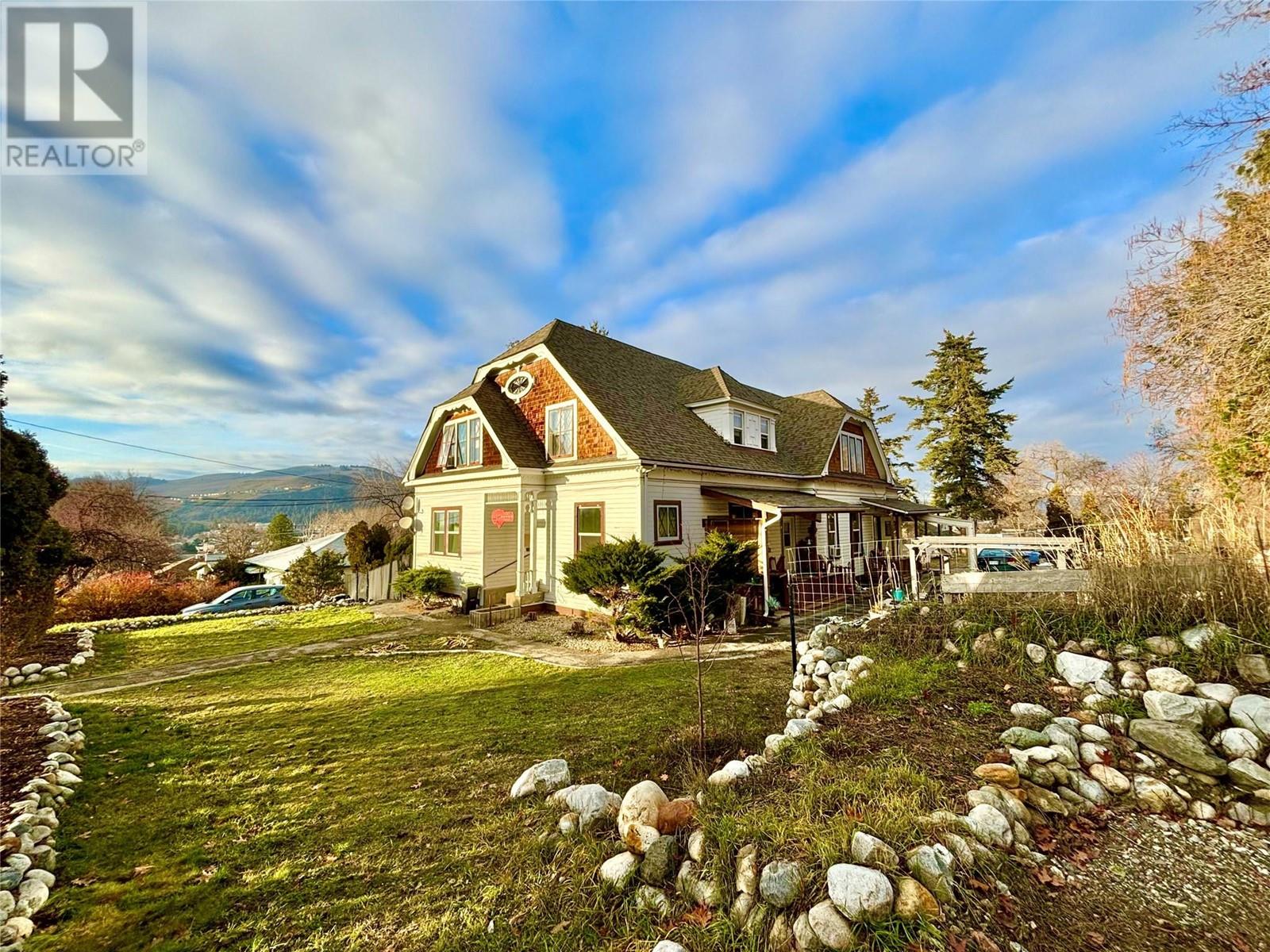 2003 37 Avenue, vernon, British Columbia