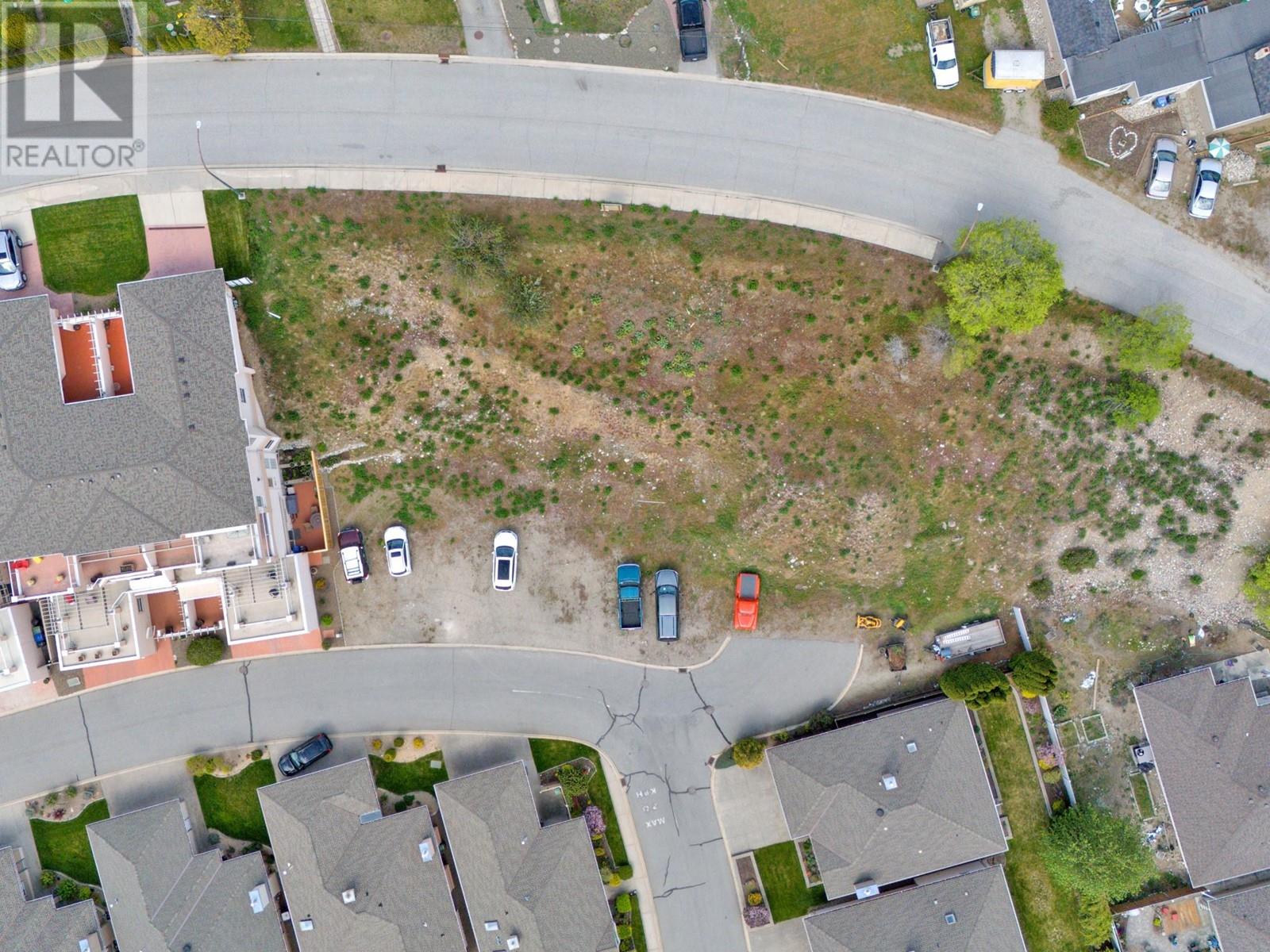 9800 Turner Street, summerland, British Columbia