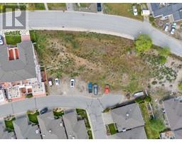 9800 Turner Street, summerland, British Columbia