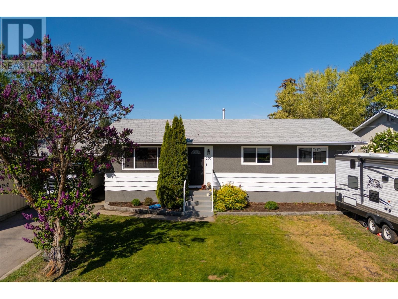 250 Dundas Road, kelowna, British Columbia