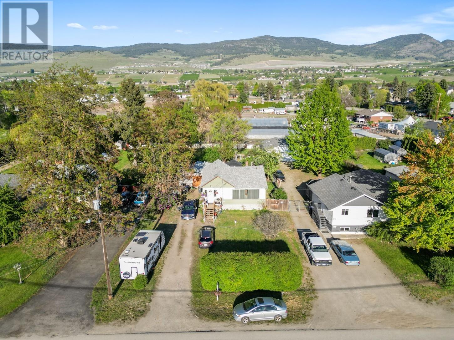 1525 STAFFORD Road, kelowna, British Columbia