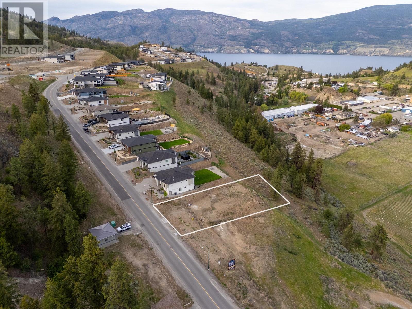17415 SANBORN Street, summerland, British Columbia