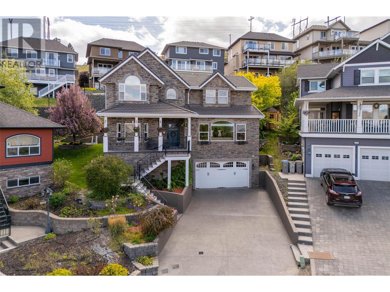 432 Azure Place, kamloops, British Columbia