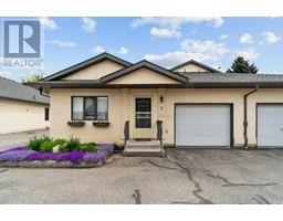 780 10 Street SW Unit# 2, salmon arm, British Columbia