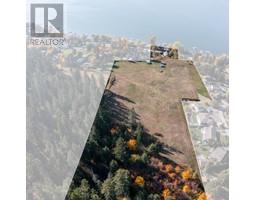 8724, 8730, 8734 Okanagan Landing Road, vernon, British Columbia