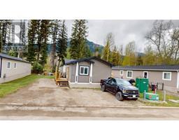 37 WILDERNESS  WAY Heights, elkford, British Columbia