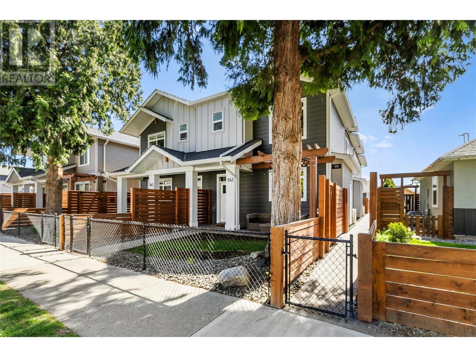 939 Stockwell Avenue, kelowna, British Columbia