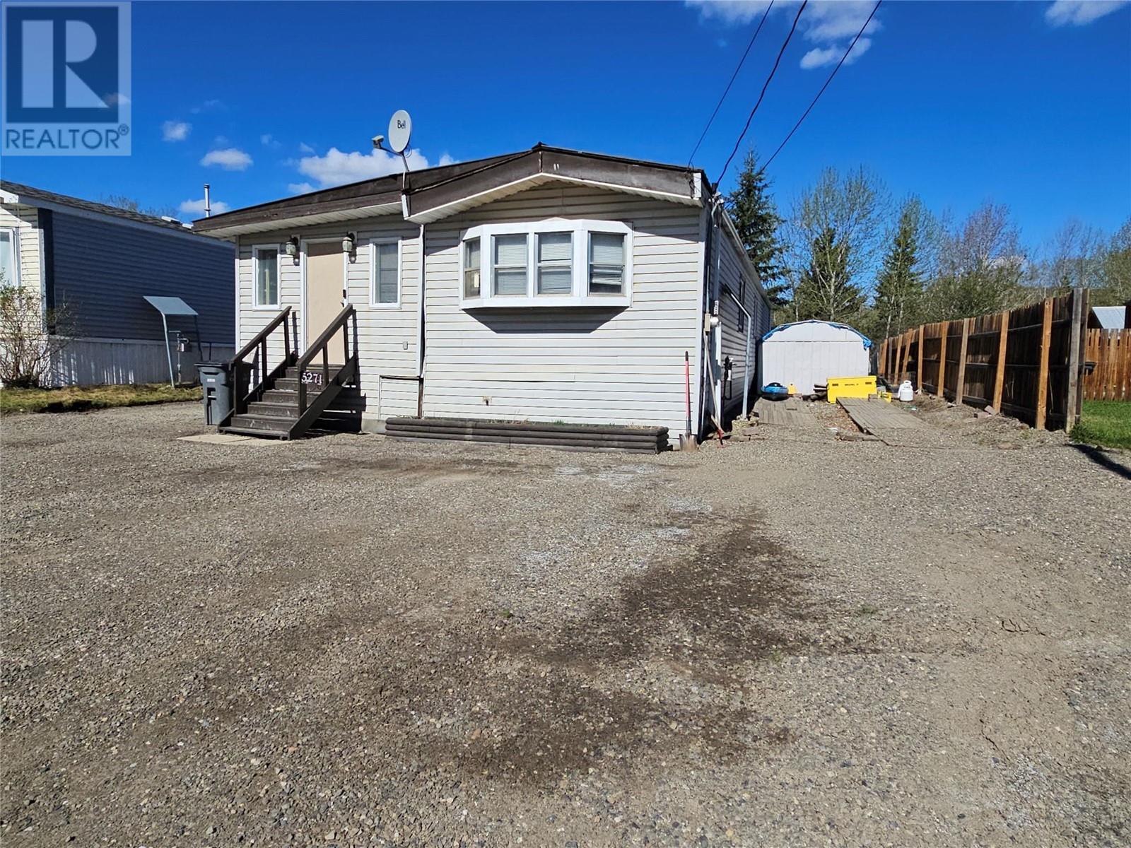 5271 45 Street SE, chetwynd, British Columbia