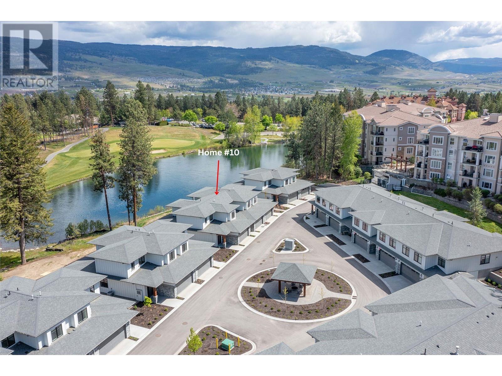 1979 Country Club Drive Unit# 10, kelowna, British Columbia